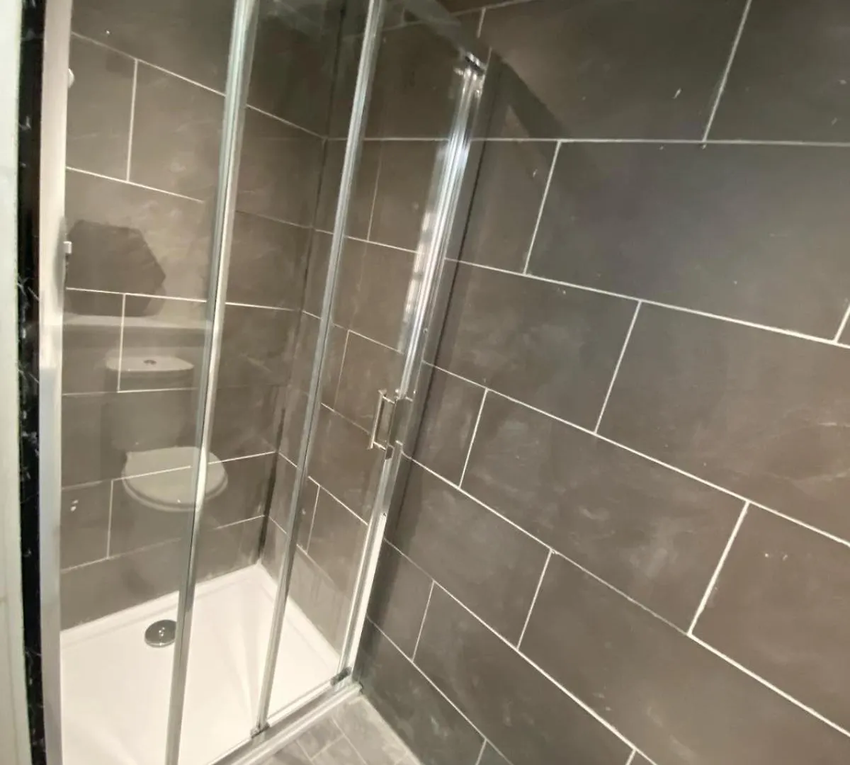 Comfy Living, 2X Bathrooms, 2X Kitchen Nottingham